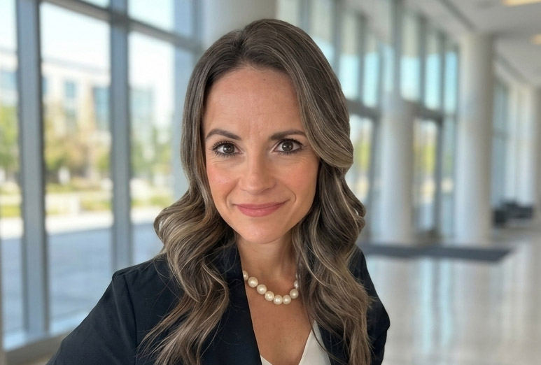 Jess Marabella Clewis